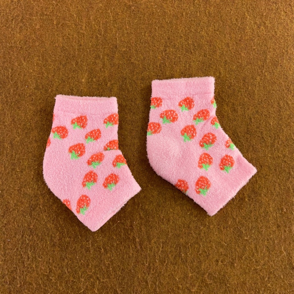 ZenToes Womens OS Pink Strawberry Fuzzy Gel Heel Moisturizing Socks 1 Pair NWT